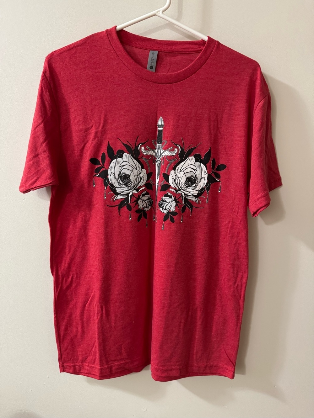 New unisex rose and dagger tee shirt